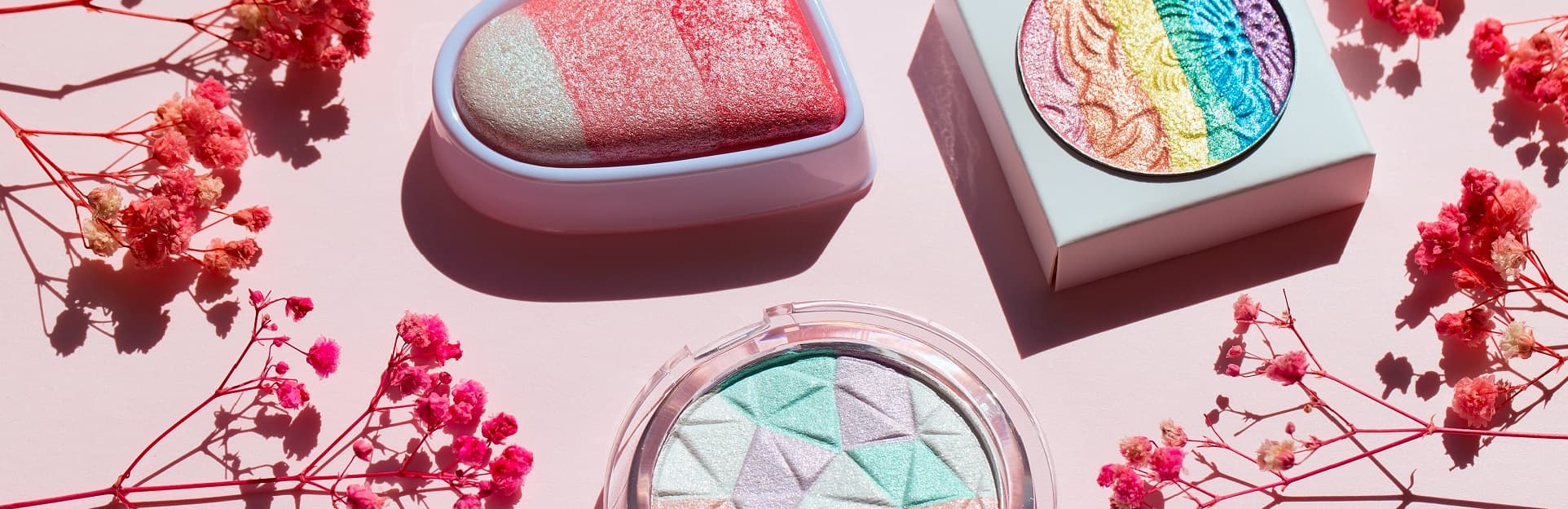 Colorantes y pigmentos para cosméticos: una paleta de colores para productos de belleza y cuidado personal.